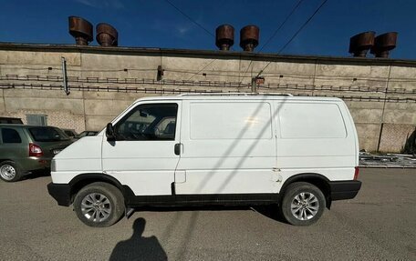 Volkswagen Transporter T4, 1993 год, 350 000 рублей, 3 фотография