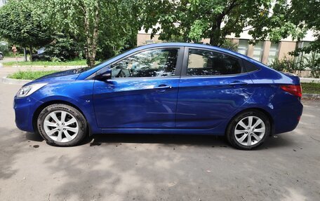 Hyundai Solaris II рестайлинг, 2013 год, 800 000 рублей, 4 фотография