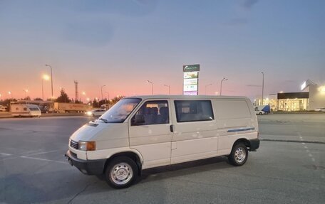 Volkswagen Transporter T4, 1995 год, 400 000 рублей, 2 фотография