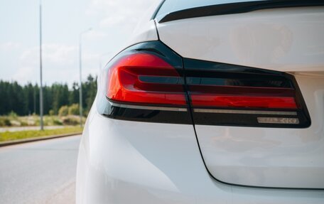 BMW 5 серия, 2020 год, 5 390 000 рублей, 2 фотография