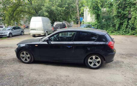 BMW 1 серия, 2010 год, 1 200 000 рублей, 7 фотография