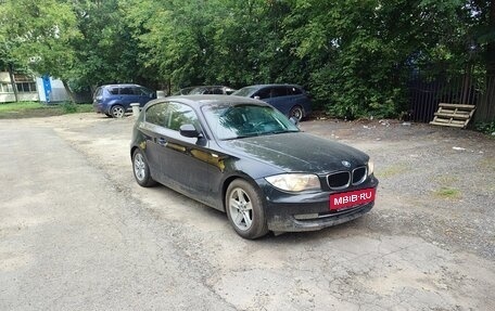 BMW 1 серия, 2010 год, 1 200 000 рублей, 6 фотография