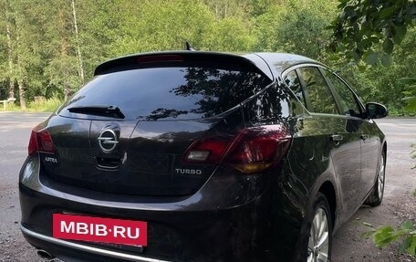 Opel Astra J, 2014 год, 650 000 рублей, 2 фотография