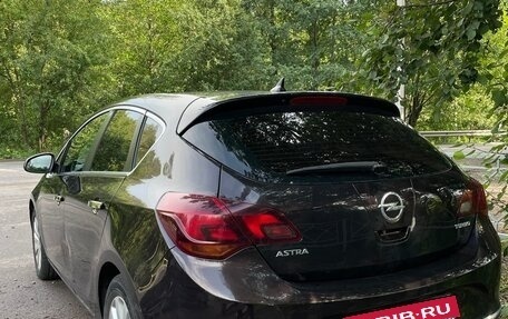Opel Astra J, 2014 год, 650 000 рублей, 3 фотография