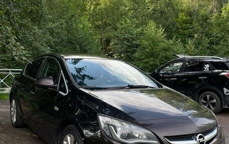 Opel Astra J, 2014 год, 650 000 рублей, 5 фотография