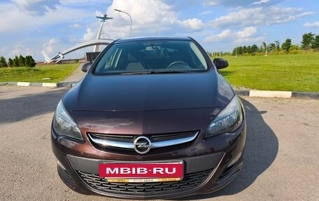 Opel Astra J, 2013 год, 1 250 000 рублей, 6 фотография