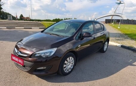 Opel Astra J, 2013 год, 1 250 000 рублей, 11 фотография