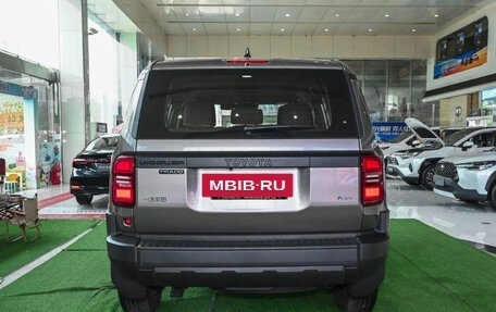 Toyota Land Cruiser Prado, 2025 год, 7 245 000 рублей, 4 фотография