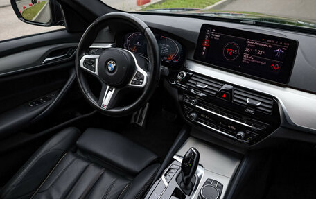 BMW 5 серия, 2021 год, 4 450 000 рублей, 9 фотография