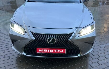 Lexus ES VII, 2020 год, 4 400 000 рублей, 1 фотография