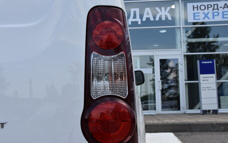 Peugeot Partner II рестайлинг 2, 2021 год, 1 800 000 рублей, 12 фотография