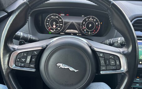 Jaguar F-Pace, 2018 год, 3 160 000 рублей, 10 фотография