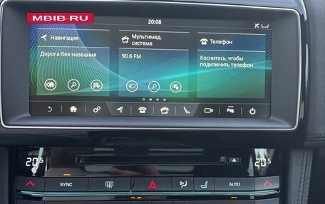 Jaguar F-Pace, 2018 год, 3 160 000 рублей, 9 фотография