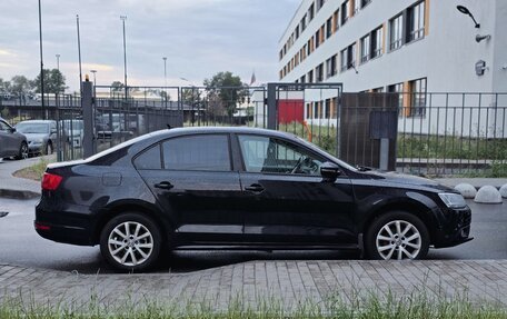 Volkswagen Jetta VI, 2012 год, 870 000 рублей, 2 фотография