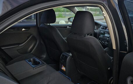 Volkswagen Jetta VI, 2012 год, 870 000 рублей, 11 фотография
