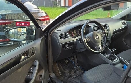Volkswagen Jetta VI, 2012 год, 870 000 рублей, 6 фотография