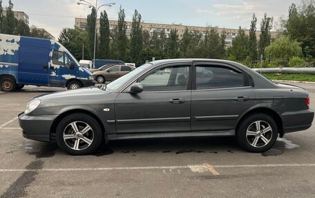 Hyundai Sonata IV рестайлинг, 2004 год, 410 000 рублей, 3 фотография
