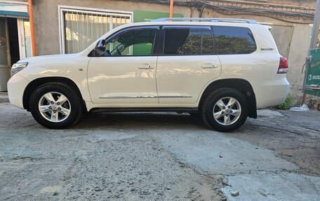 Toyota Land Cruiser 200, 2011 год, 2 450 000 рублей, 3 фотография
