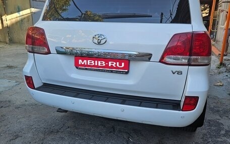 Toyota Land Cruiser 200, 2011 год, 2 450 000 рублей, 2 фотография