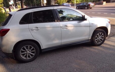Mitsubishi ASX I рестайлинг, 2015 год, 900 000 рублей, 2 фотография