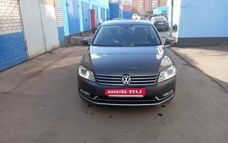 Volkswagen Passat B7, 2013 год, 970 000 рублей, 8 фотография
