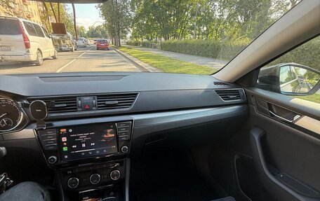 Skoda Superb III рестайлинг, 2017 год, 1 650 000 рублей, 4 фотография