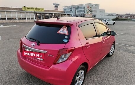 Toyota Vitz, 2011 год, 795 000 рублей, 2 фотография