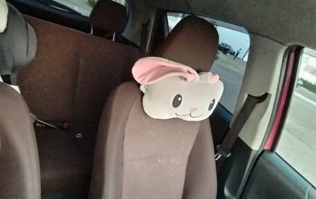 Toyota Vitz, 2011 год, 795 000 рублей, 24 фотография