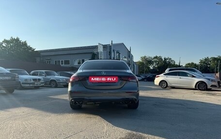 Mercedes-Benz E-Класс, 2017 год, 3 500 000 рублей, 5 фотография