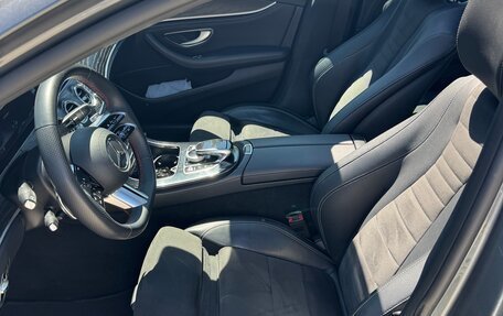 Mercedes-Benz E-Класс, 2017 год, 3 500 000 рублей, 14 фотография