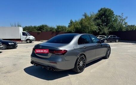 Mercedes-Benz E-Класс, 2017 год, 3 500 000 рублей, 22 фотография