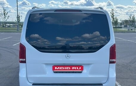 Mercedes-Benz V-Класс, 2018 год, 5 200 000 рублей, 6 фотография