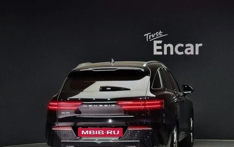 Genesis GV70, 2021 год, 3 185 000 рублей, 5 фотография