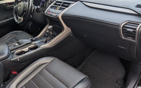 Lexus NX I, 2014 год, 2 950 000 рублей, 6 фотография