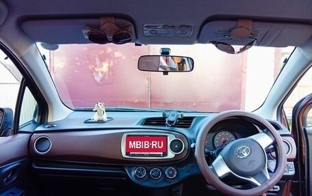 Toyota Vitz, 2012 год, 700 000 рублей, 5 фотография