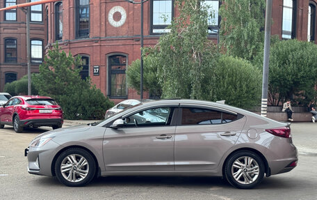 Hyundai Elantra VI рестайлинг, 2020 год, 1 550 000 рублей, 15 фотография