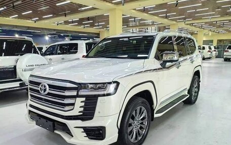 Toyota Land Cruiser, 2022 год, 7 850 000 рублей, 3 фотография