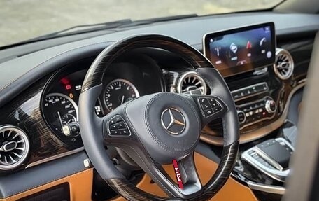Mercedes-Benz Vito, 2022 год, 8 750 000 рублей, 10 фотография