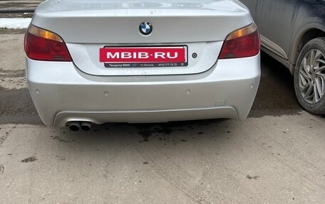 BMW 5 серия, 2005 год, 1 500 000 рублей, 10 фотография