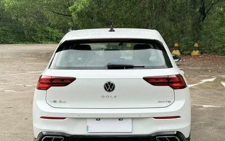 Volkswagen Golf VIII, 2022 год, 1 990 000 рублей, 5 фотография
