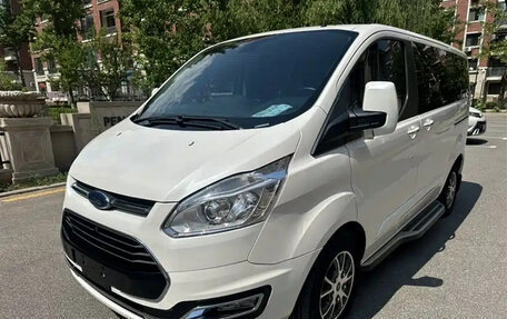 Ford Tourneo Custom I рестайлинг, 2020 год, 2 285 000 рублей, 1 фотография