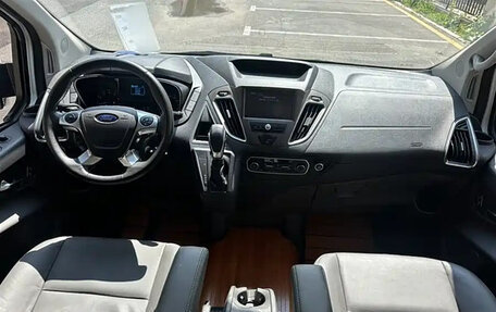 Ford Tourneo Custom I рестайлинг, 2020 год, 2 285 000 рублей, 14 фотография