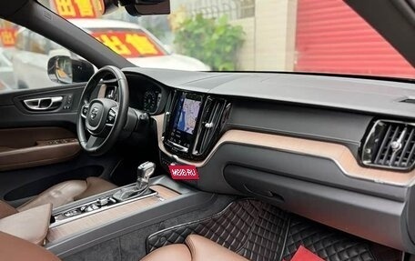 Volvo XC60 II, 2021 год, 2 607 001 рублей, 17 фотография