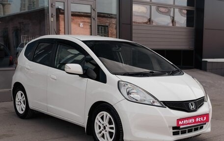 Honda Fit III, 2010 год, 805 000 рублей, 3 фотография