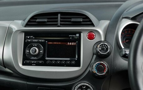 Honda Fit III, 2010 год, 805 000 рублей, 14 фотография