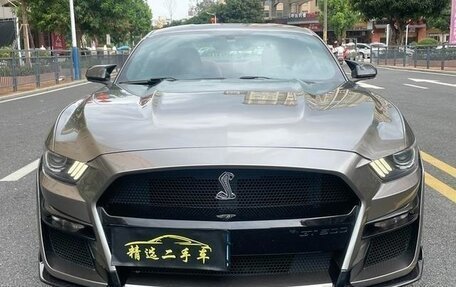 Ford Mustang VI рестайлинг, 2020 год, 2 990 000 рублей, 2 фотография