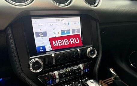 Ford Mustang VI рестайлинг, 2021 год, 3 260 000 рублей, 16 фотография