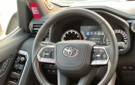 Toyota Land Cruiser, 2025 год, 10 200 000 рублей, 14 фотография