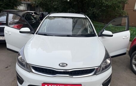KIA Rio IV, 2018 год, 1 325 000 рублей, 5 фотография