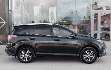 Toyota RAV4, 2015 год, 2 350 000 рублей, 4 фотография